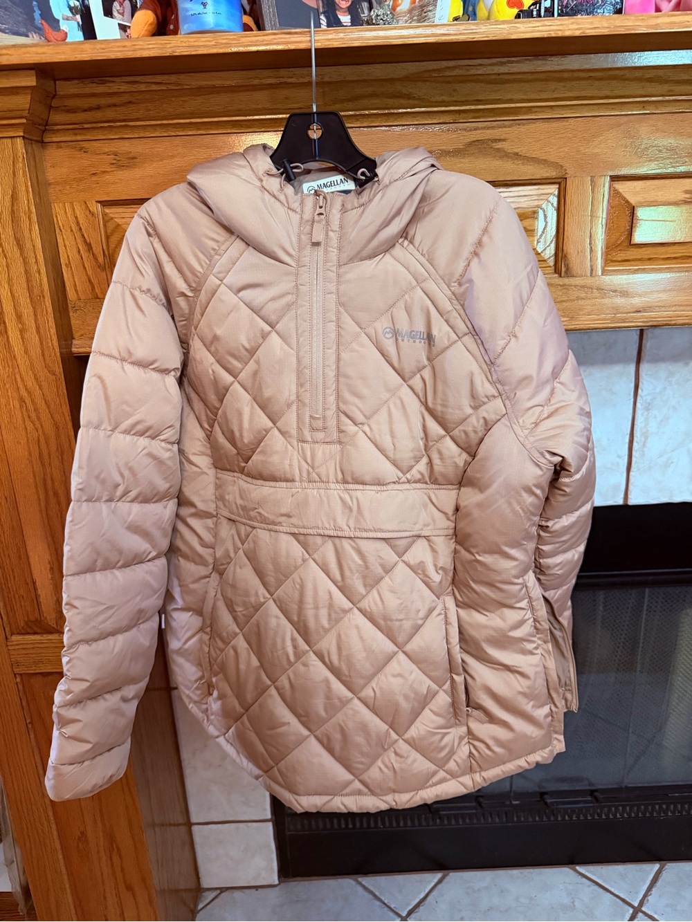 Magellan Outdoors Women's Quilted Hooded Puffer Jacket - Light Taupe